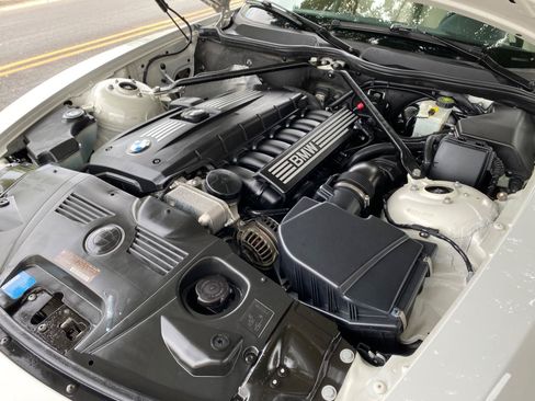 Used 2008 BMW Z4 3.0i RWD image 17