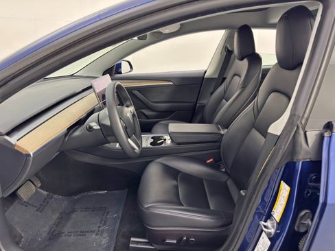 Used 2022 Tesla Model 3 Long Range image 17