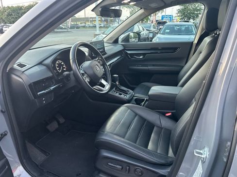 Used 2025 Honda CR-V EX-L image 9