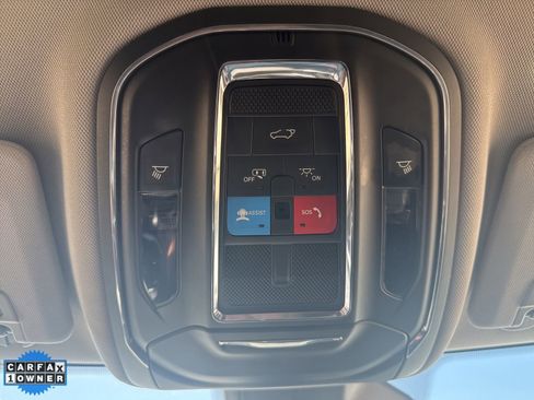 Used 2023 Jeep Grand Cherokee Limited w/ Black Appearance Package AWD/4WD image 21