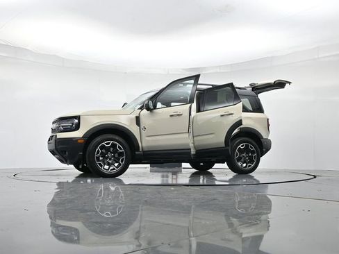 New 2025 Ford Bronco Sport Outer Banks w/ Outer Banks Tech Package+ image 50