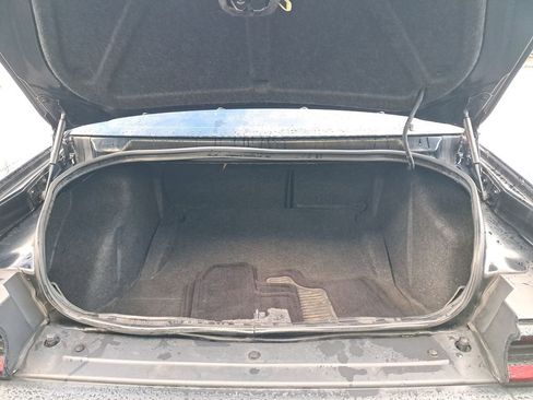 Used 2018 Dodge Challenger R/T w/ Driver Convenience Group image 26