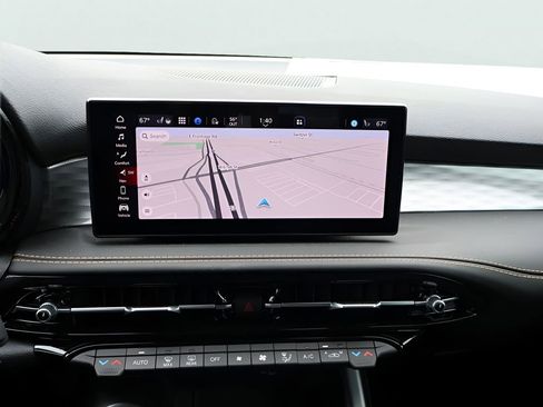 New 2025 Alfa Romeo Tonale w/ Premium Package image 22