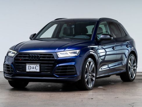 Used 2019 Audi SQ5 Premium Plus w/ Premium Plus Package AWD/4WD image 3