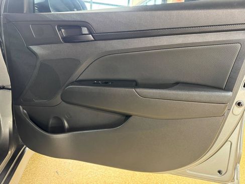 Used 2018 Hyundai Elantra Sport FWD image 10