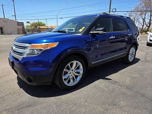 Used 2014 Ford Explorer XLT w/ Equipment Group 202A FWD image 15