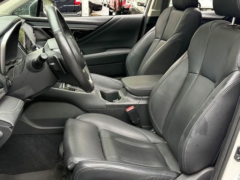 Used 2024 Subaru Outback Touring XT AWD/4WD image 16