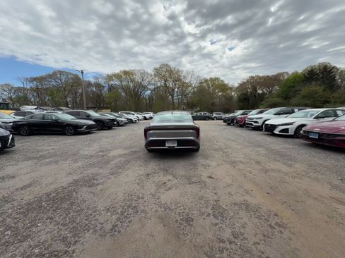 Used 2025 Kia K4 FWD image 15