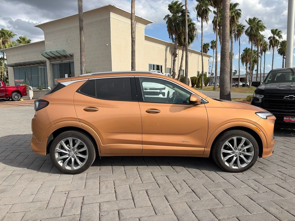 Used 2025 Buick Encore GX Avenir w/ Avenir Technology Package FWD image 3