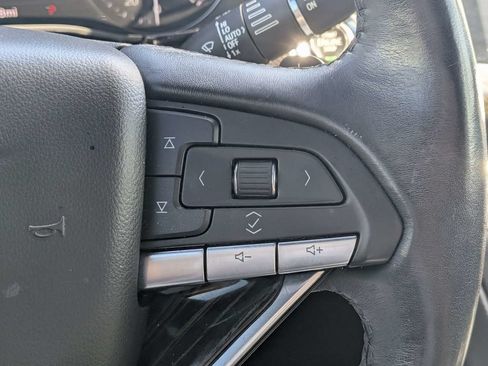 Used 2021 Cadillac XT6 Premium Luxury FWD image 25