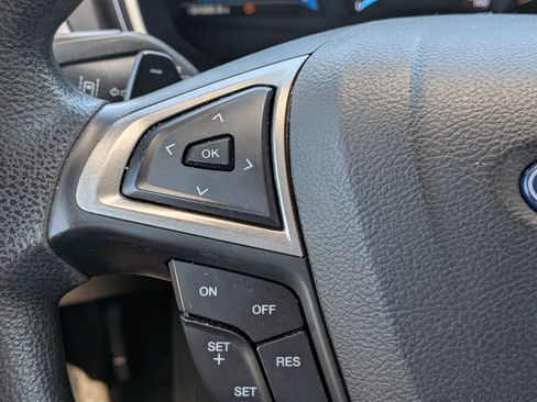 Used 2019 Ford Fusion SE image 22