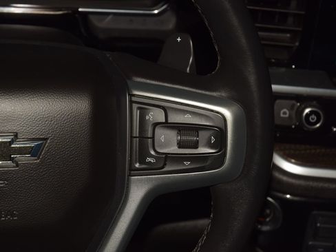 Used 2022 Chevrolet Silverado 1500 RST AWD/4WD image 40