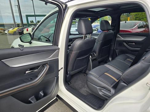 Certified 2025 MAZDA CX-70 Plug-In Hybrid w/ Premium Plus AWD/4WD image 25