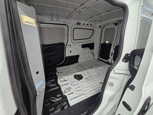 Used 2016 RAM ProMaster City Tradesman FWD image 14