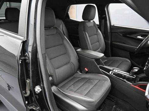 Used 2022 Chevrolet TrailBlazer RS FWD image 29