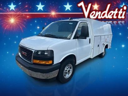 New 2025 GMC Savana 3500 w/ Power Convenience Package