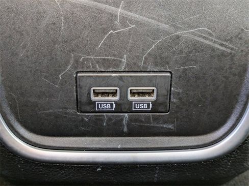 Used 2023 Dodge Charger SXT image 14