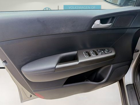 Used 2022 Kia Sportage LX FWD image 19