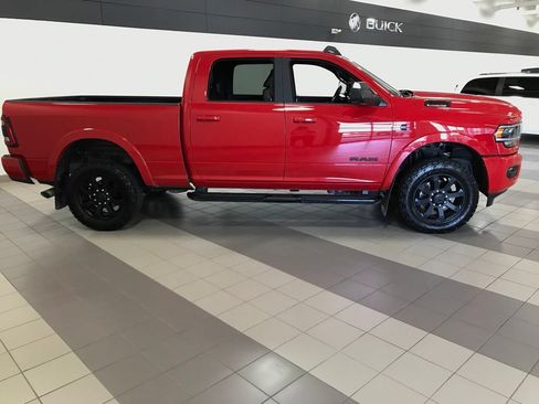 Used 2021 RAM 2500 Laramie w/ Night Edition AWD/4WD image 6