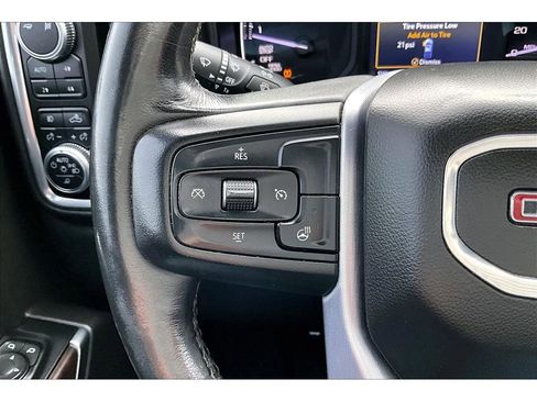 Used 2019 GMC Sierra 1500 SLT w/ X31 Off-Road Package image 12