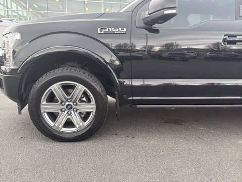 Used 2019 Ford F150 Lariat w/ Equipment Group 502A Luxury image 9