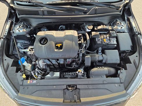 Used 2023 Kia Forte LXS FWD image 25