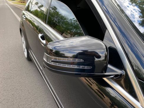 Used 2012 Mercedes-Benz S 550 w/ Sport Pkg Plus One image 21