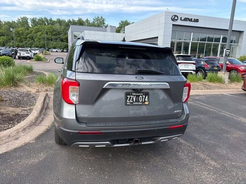 Used 2021 Ford Explorer XLT w/ Equipment Group 202A AWD/4WD image 9