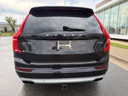 Used 2017 Volvo XC90 T6 Momentum w/ Vision Package AWD/4WD image 4