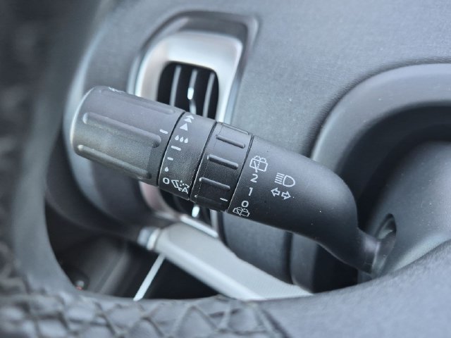 Used 2025 Ford Expedition Active AWD/4WD image 26