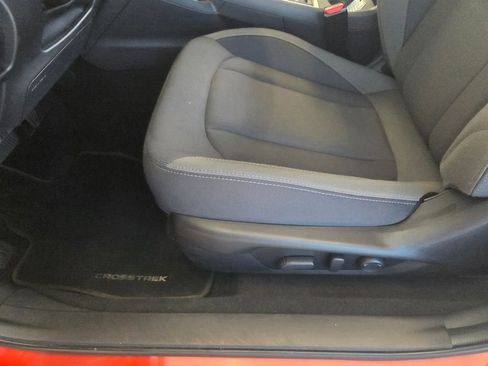 Used 2025 Subaru Crosstrek 2.0i Premium AWD/4WD image 18