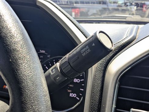 Used 2020 Ford F250 Lariat w/ Lariat Value Package AWD/4WD image 27