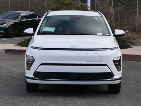 New 2025 Hyundai Kona SEL image 8