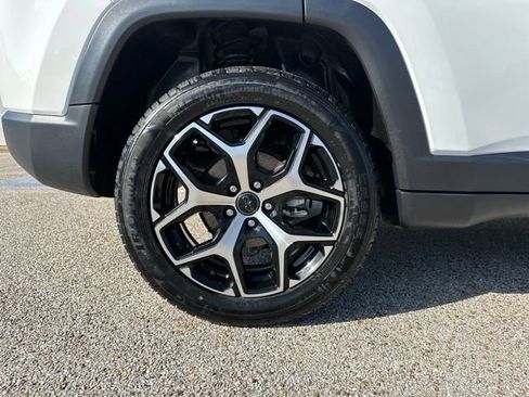 Used 2025 Jeep Compass Limited AWD/4WD image 50