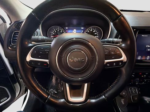 Used 2021 Jeep Compass Limited w/ Sun and Sound Group AWD/4WD image 18