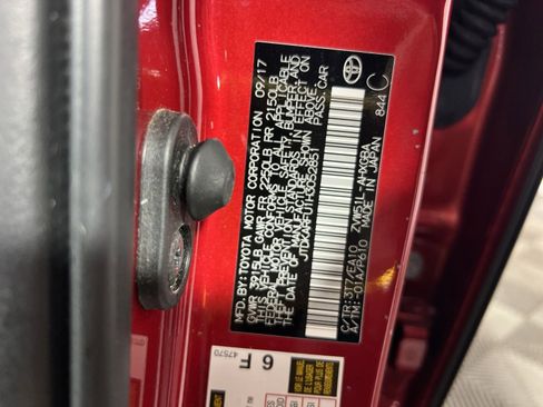 Used 2017 Toyota Prius Four image 29