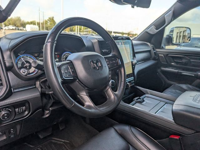 Used 2022 RAM 1500 Limited AWD/4WD image 9
