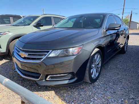 Used 2019 Chevrolet Impala LT w/ LT Convenience Package FWD image 2