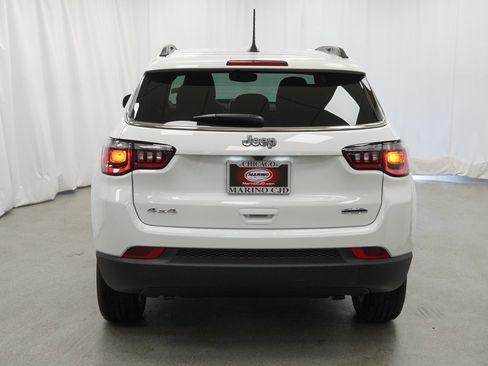 New 2026 Jeep Compass Latitude image 10