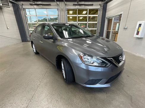 Used 2018 Nissan Sentra SV FWD image 7