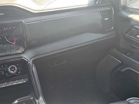 Used 2024 GMC Sierra 1500 AT4X image 18