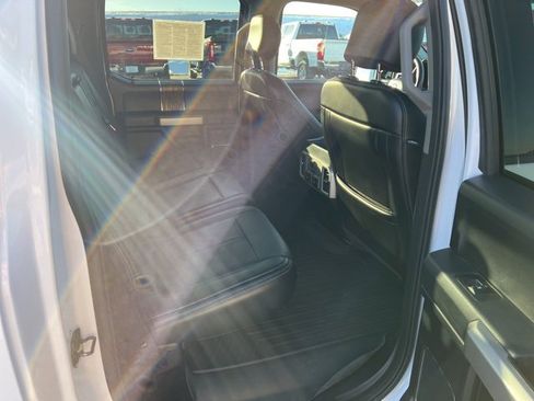 Used 2018 Ford F150 Lariat w/ Equipment Group 502A Luxury image 13