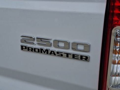 Used 2024 RAM ProMaster 2500 w/ Safety Group FWD image 26