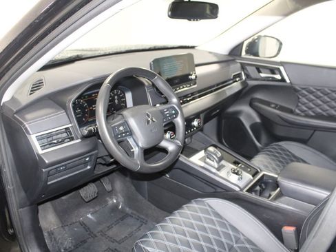 Used 2024 Mitsubishi Outlander SEL image 22