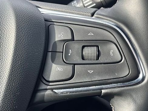 Certified 2024 Buick Envista Preferred w/ Convenience I Package image 19