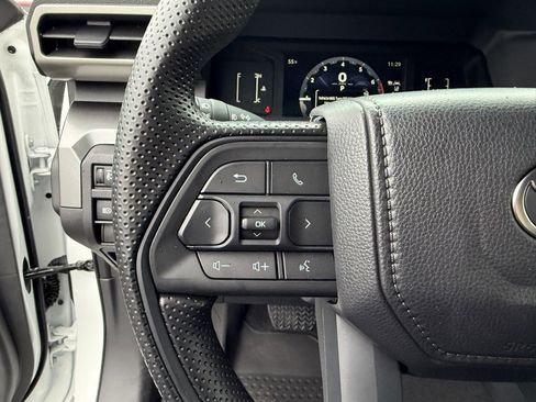 Used 2026 Toyota Tacoma SR5 image 27