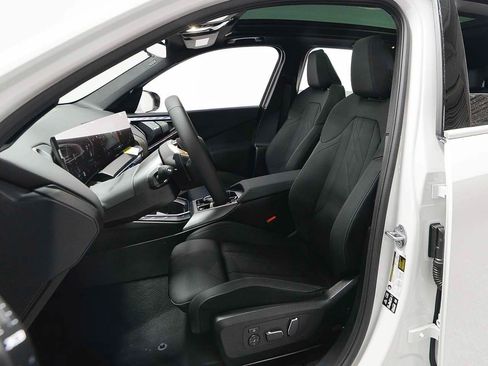 Certified 2025 BMW X3 xDrive30i AWD/4WD image 8