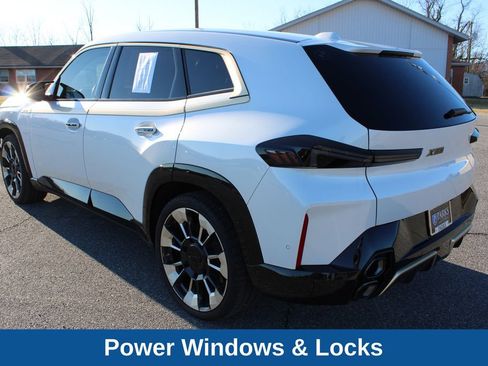 Used 2023 BMW XM AWD/4WD image 7