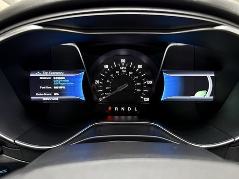 Used 2018 Ford Fusion Titanium FWD image 24