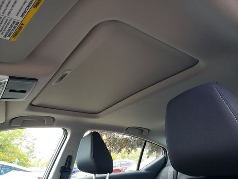 Used 2025 Nissan Altima 2.5 SV w/ SV Special Edition Package image 11